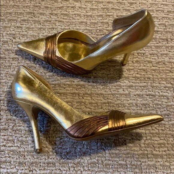 Gold/bronze metallic Bakers Pumps/Heels 8M - Picture 6 of 8
